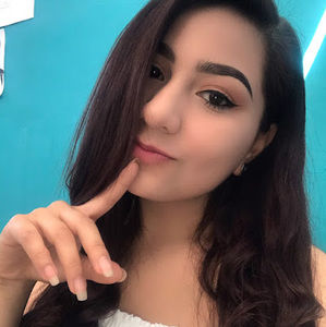 Meet your Posher, Kathia vanessa